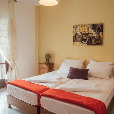 House!!! * Szfakerá